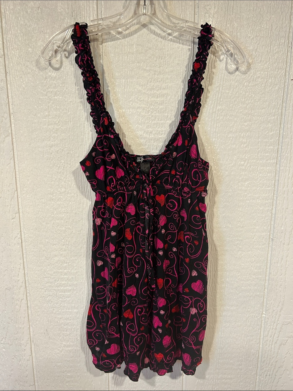 smart & sexy Black Sleepwear Tank with Pink & Red Heart Swirls